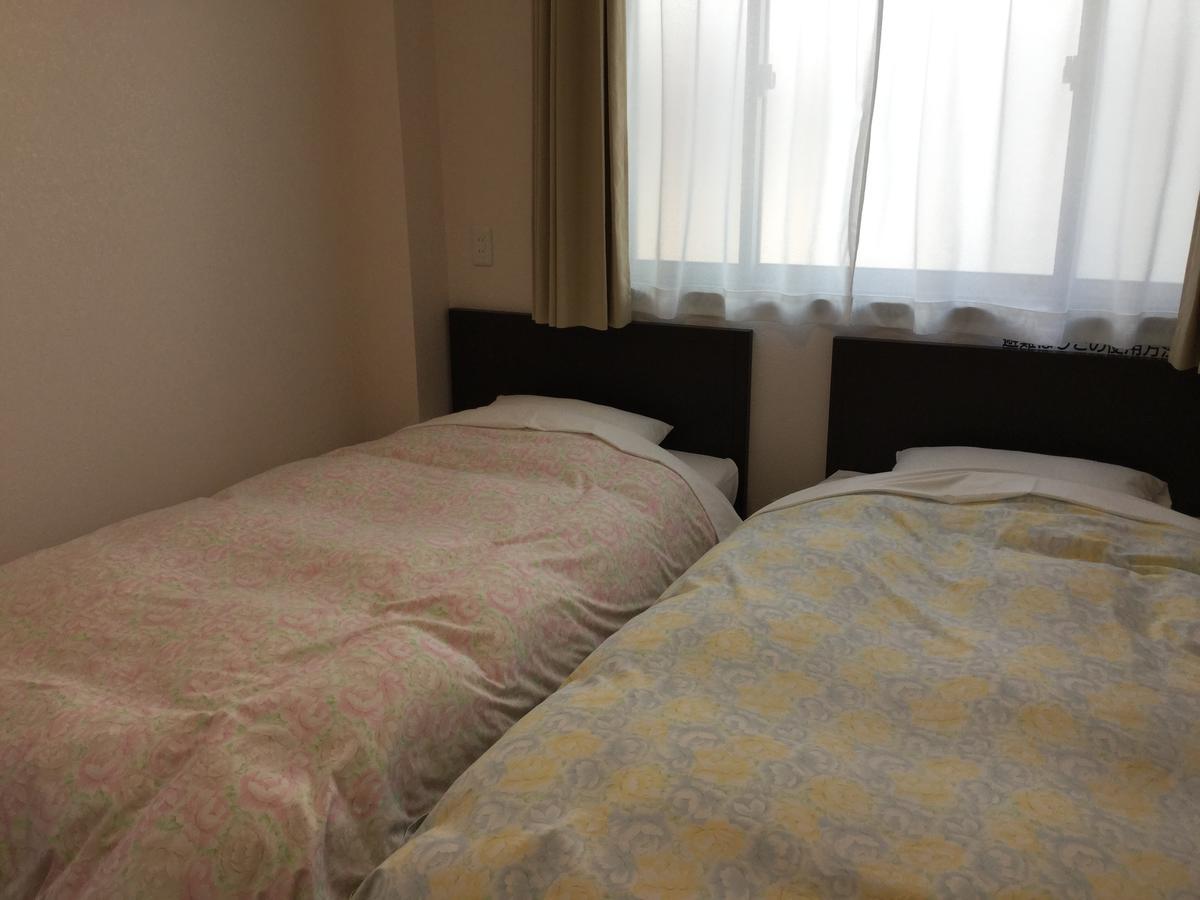 Business Inn Grandeur פוצ'ו מראה חיצוני תמונה