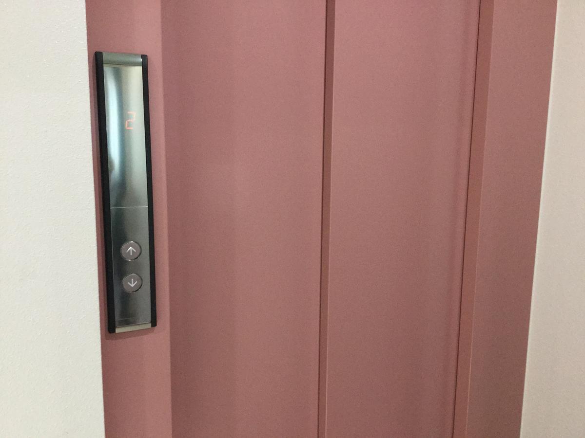 Business Inn Grandeur פוצ'ו מראה חיצוני תמונה