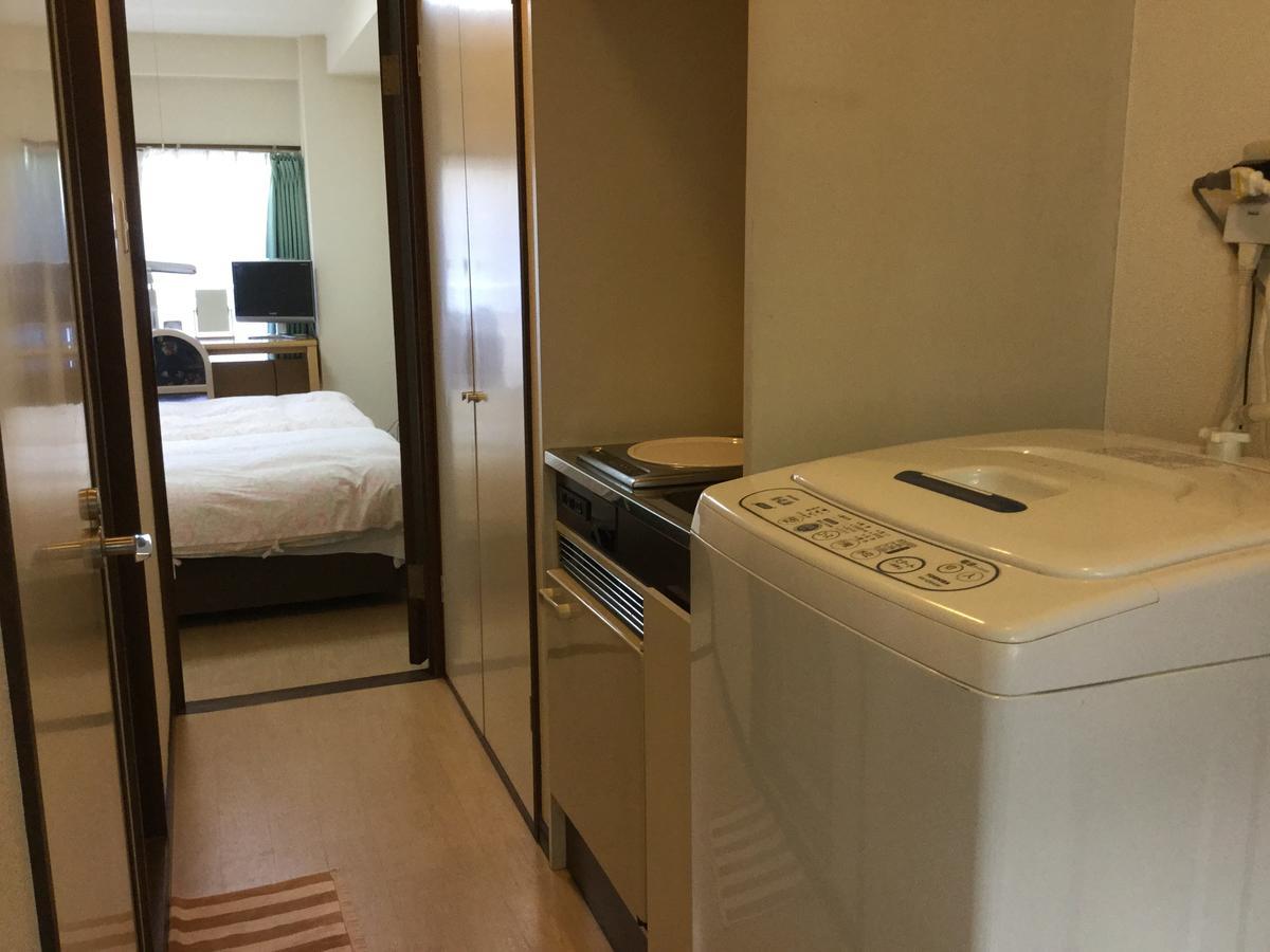 Business Inn Grandeur פוצ'ו מראה חיצוני תמונה